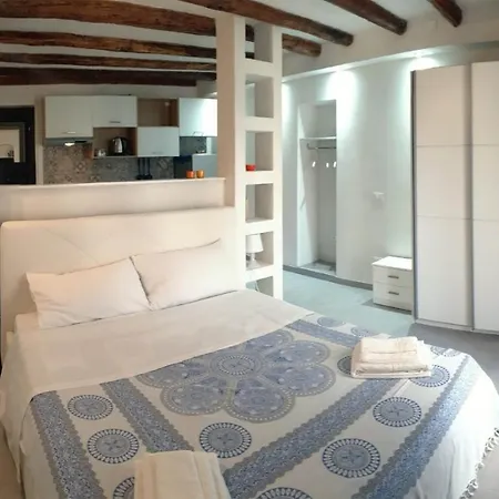 Ramondetta Luxury Room Bed and breakfast *