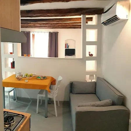 Ramondetta Luxury Room Bed and breakfast